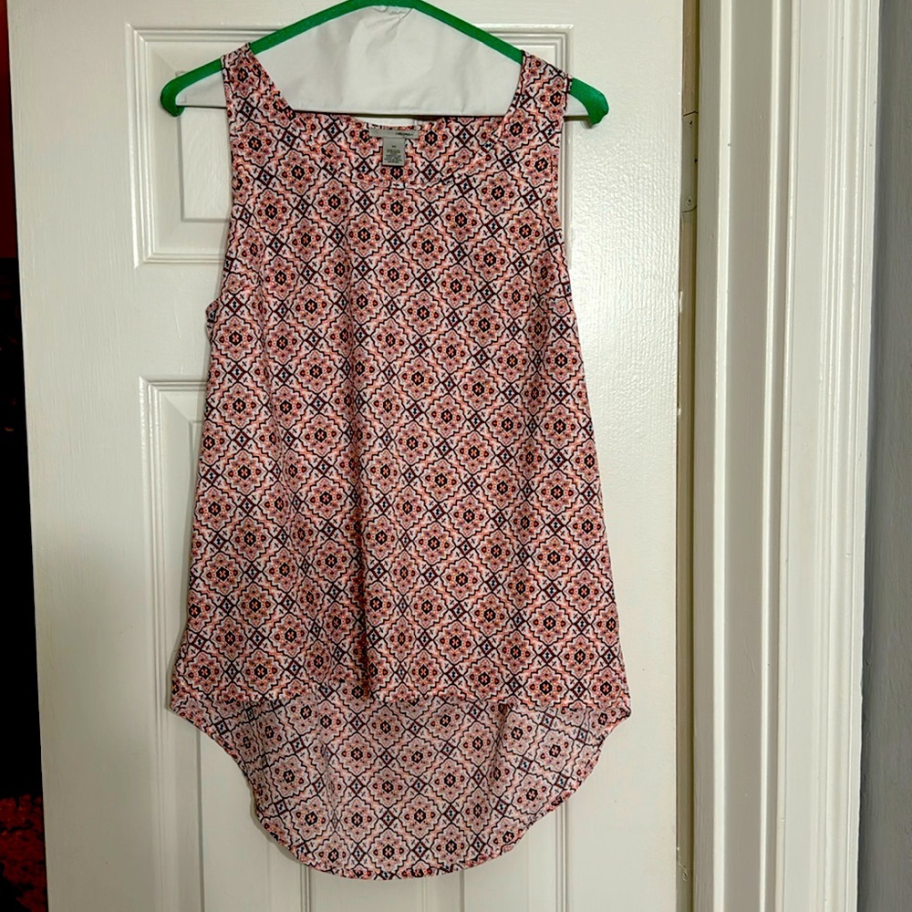 Halogen tank top- like new